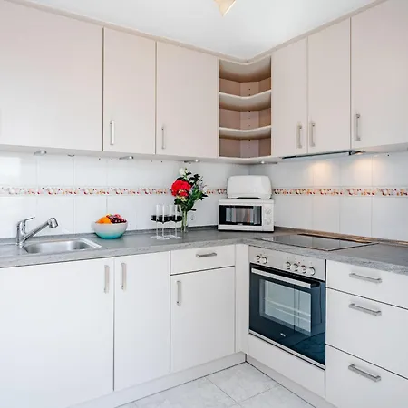 Talima-1 By Interhome Lägenhet